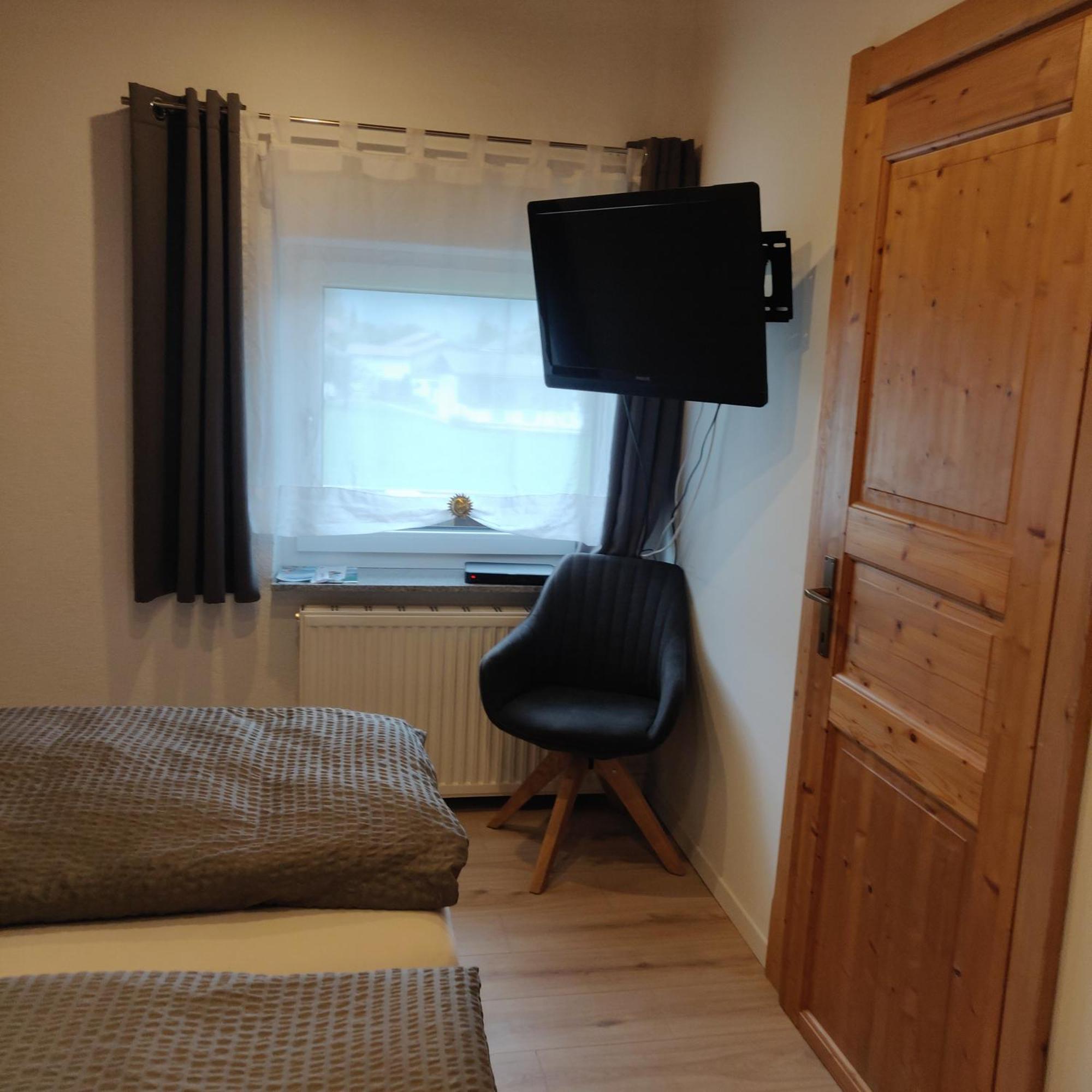 Zimmer Bei Landhaus Mayr Maurach  Oda fotoğraf